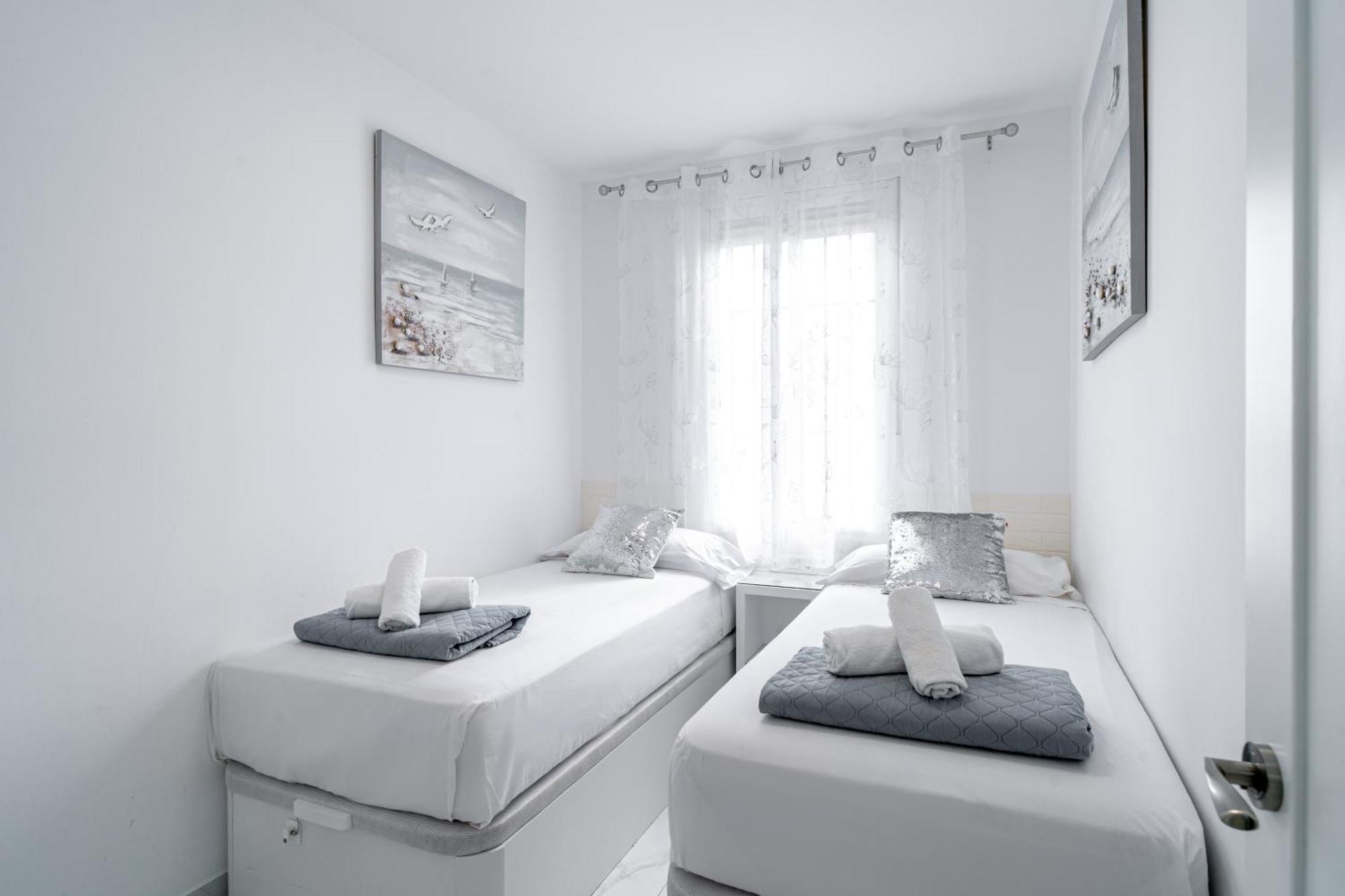 Blue Horizon Luxury Apartment Nerja Exteriör bild