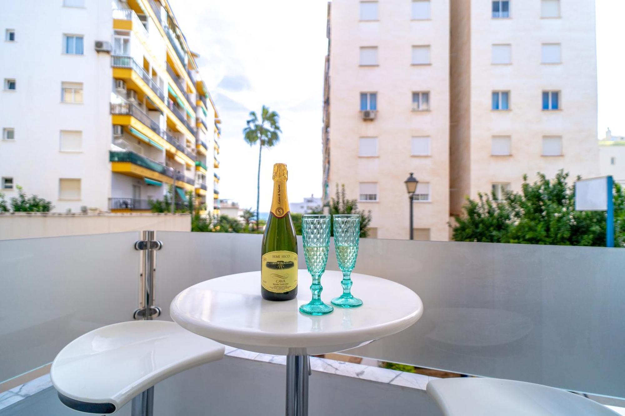 Blue Horizon Luxury Apartment Nerja Exteriör bild