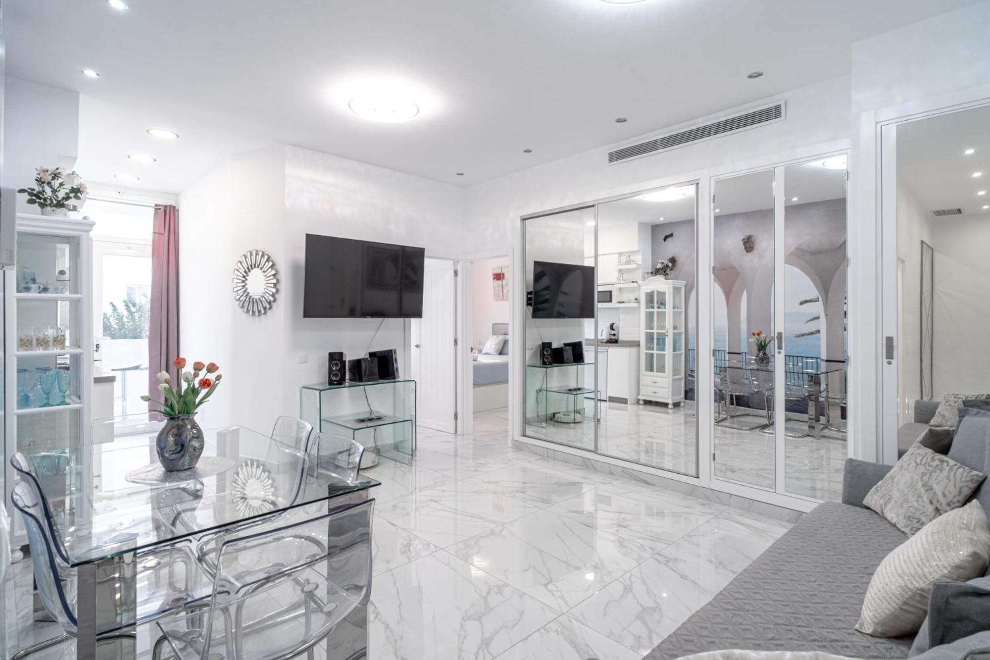 Blue Horizon Luxury Apartment Nerja Exteriör bild